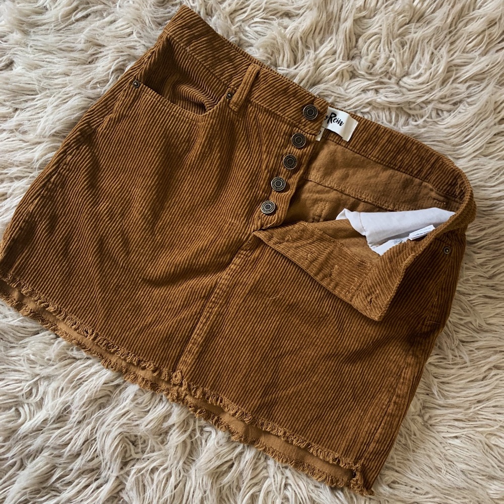 INDIGO REIN CORDUROY SKIRT